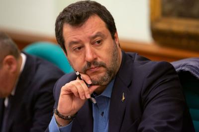 Coronavirus, Salvini: "Prima si chiude Schengen meglio è"