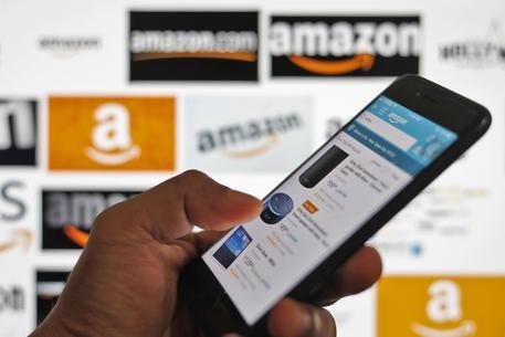 Amazon: profitti record, batte le attese