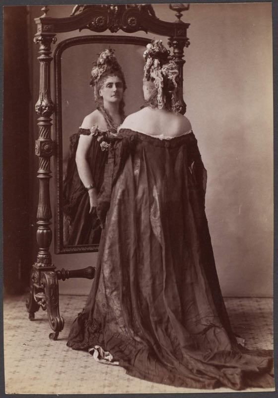 La contessa italiana Virginia Oldoini Verasis di Castiglione (1837 - 1899)