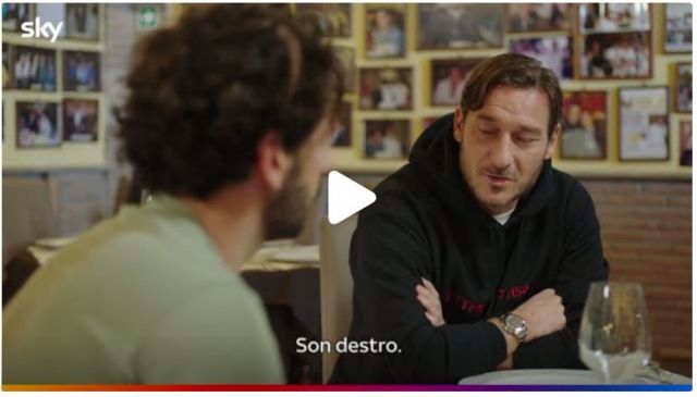 'Speravo de morì prima', prima clip della serie su Francesco Totti