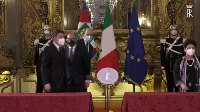 Renzi: "Italia Viva disponibile per maggioranza politica"