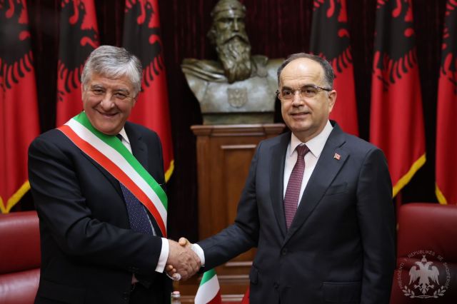 Albania e Calabria sempre più vicini grazie alla visita istituzionale della Fondazione “Istituto Regionale Comunità Arbereshe di Calabria”