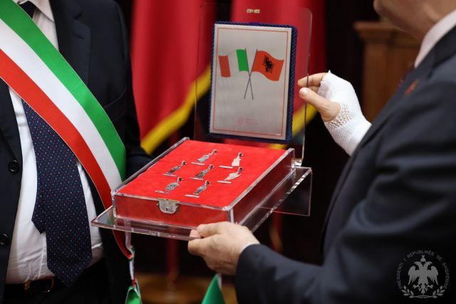 Albania e Calabria sempre più vicini grazie alla visita istituzionale della Fondazione “Istituto Regionale Comunità Arbereshe di Calabria”