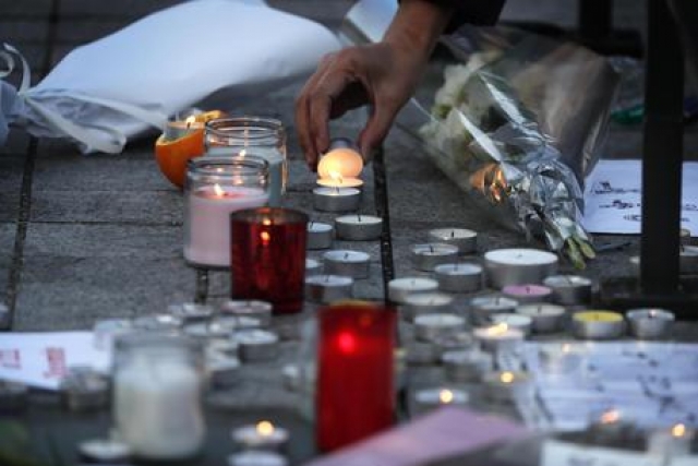 Strasburgo: attacco al mercatino di Natale, almeno 3 morti e 16 feriti. Caccia al killer