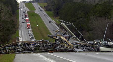 Tornado Alabama: 22 morti, anche 2 bimbi