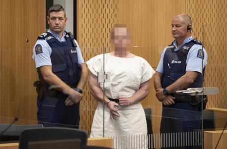 Nuova Zelanda, strage in diretta video in due moschee a Christchurch: 49 i mort