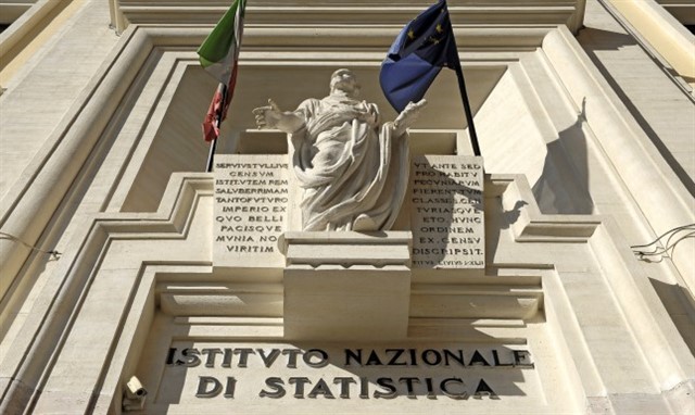 Pil: Istat conferma, quarto trimestre +0,3%,annuo +1,6%