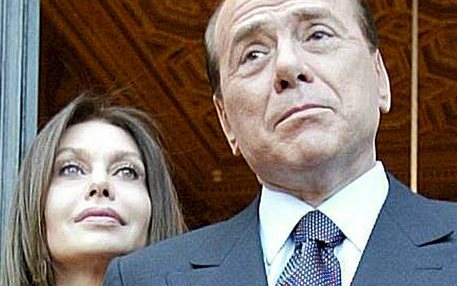 MILANO, Berlusconi 'pignora' propri conti