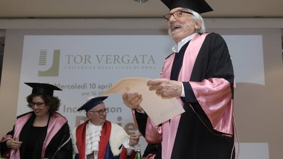 ROMA, Proietti professore emerito Tor Vergata