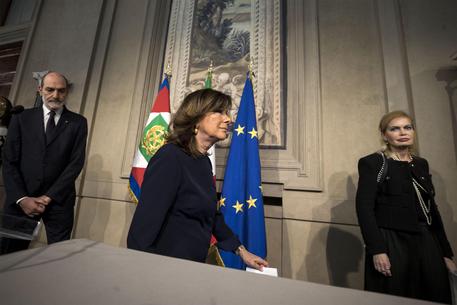 Governo: A Casellati mandato esplorativo, riferisce entro venerdì. M5s: 'Salvini scelga'