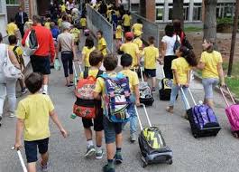 Coronavirus: a Napoli scuole chiuse fino a sabato, le Marche: nessun dietrofront