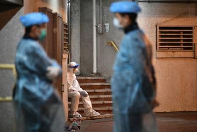Covid, sesta vittima a Hong Kong dopo 'picco' nuovi casi