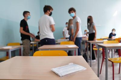 Scuola, insegnante positivo Covid a Gorizia: 115 studenti in isolamento