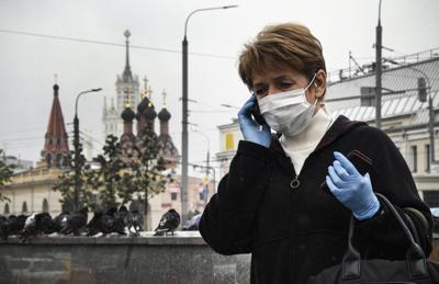 Nuovo record di contagi in Russia, verso lockdown a Mosca
