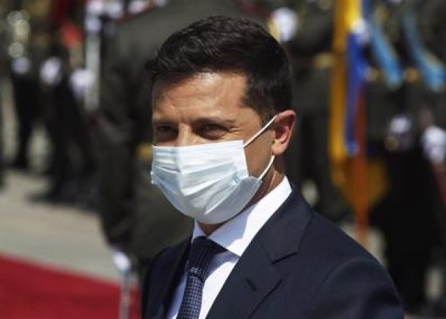 Covid Ucraina, presidente Zelensky ricoverato in ospedale Covid Ucraina, presidente Zelensky ricoverato in ospedale