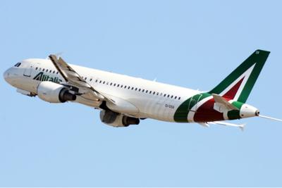 Alitalia, dal 2 giugno tornano voli diretti Roma-New York