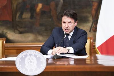 Calabria anticipa Fase 2, governo pensa a diffida