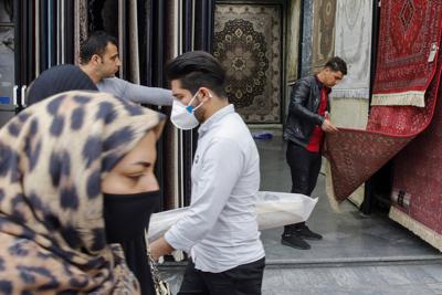 Coronavirus, in Iran altri 127 morti