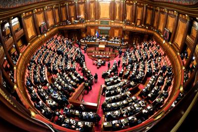 Coronavirus, tamponi ai senatori a Palazzo Madama Coronavirus, tamponi ai senatori a Palazzo Madama