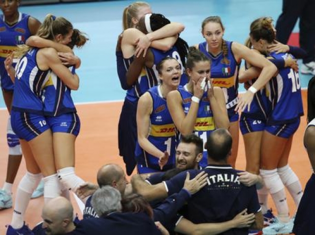Mondiali volley, Cina Italia 2-3 (18-25, 25-21, 16-25, 31-29, 15-17). Azzurre in finale contro la Serbia