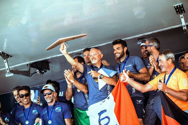 Azzurri incontenibili: decimo titolo mondiale per l'Italia in deltaplano