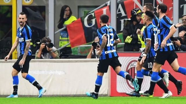 CALCIO. Serie A: Milan-Inter 0-2